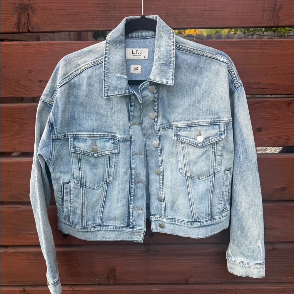 Letter To Juliet Light Wash Cropped Denim Jacket Small NWOT